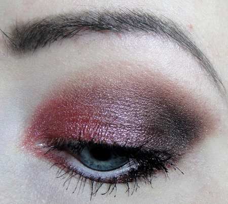 amu red christmas vegan make up 1 thumbnail