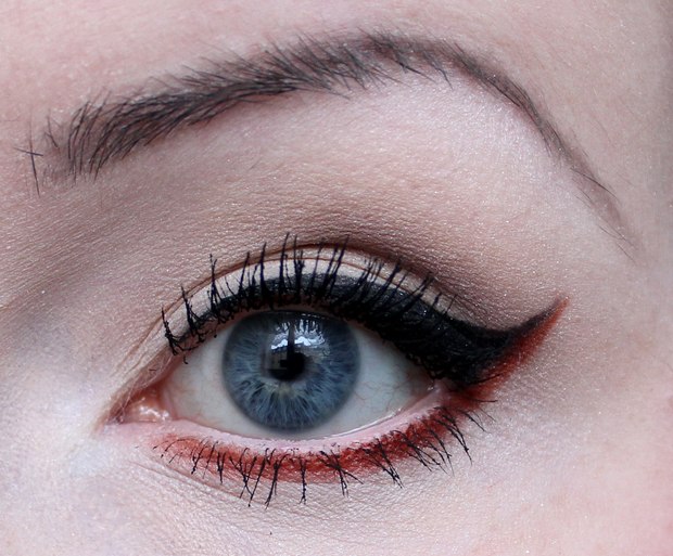 amu make up red rot vegan cruelty free red eyeliner erbse fotd 2