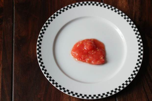 diy tomaten maske selbstgemacht unreine fettige haut pickel lycopin vitamin a erbse vegan