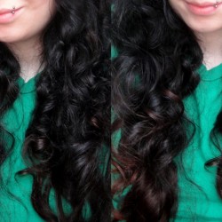 Locken schwarze Haare mit rot