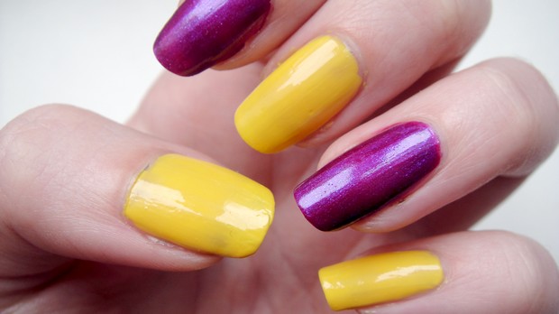 p2 vegan nagellack flirtin purple summer attack swatch sunshine yellow pool side party (1)