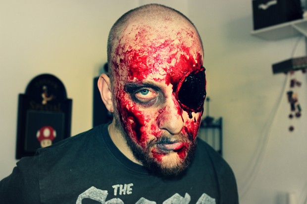 Halloween make up zombie eye blut blood gore vegan spx tutorial horror (1)