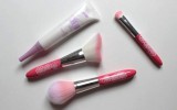 le loot vegan limitiert review ebelin frühlingsmoment just dream like p2 glow brightening fluid kosmetik pinsel