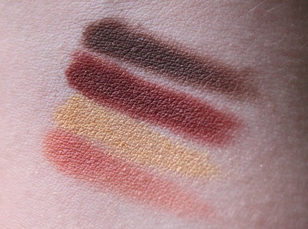 Uoga Uoga Naturkosmetik vegan Vivaness 2016 Make up Swatches burgundy