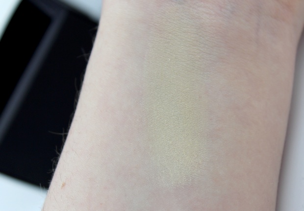 Uoga Uoga Naturkosmetik vegan Vivaness 2016 Make up never sleeping beauty foundation mineral swatch