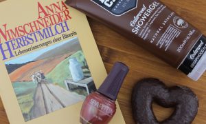Herbst vegan tierversuchsfrei naturkosmetik kosmetik fall in love sparitual nagellack nail polish lebkuchen weiss mancave cedarwood duschgel herbstmilch buch (1)