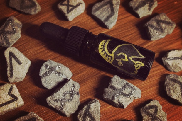 Black-Phillip-diy-vegan-Parfümöl-parfum-scent-witch-halloween-Vanille-patchouli-Lavendel-Wouldst-thou-like-to-live-deliciously