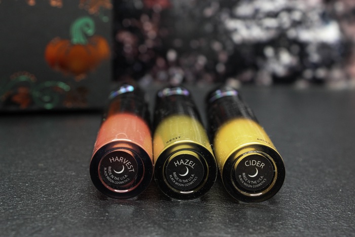 Black-Moon-Cosmetics-Autumn-Trio-limited-harvest-cider-hazel-swatch-vegan-cruelty-free-liquid-lipstick-grün-rot-gelb